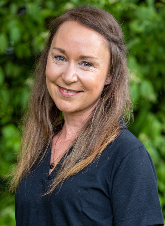 Nadine Herstell